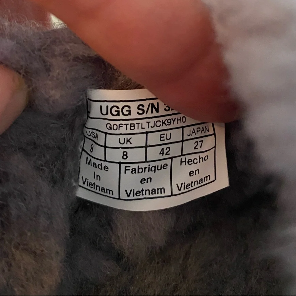 UGG Men’s Ascot Slipper - Picture 8 of 8